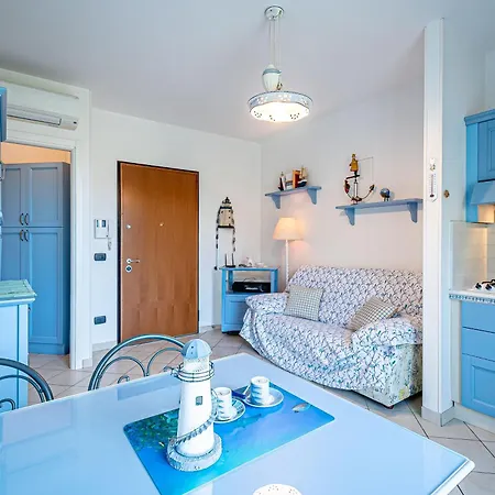 Appartamento 250 Mt Dal Mare - Relax E Posto Auto