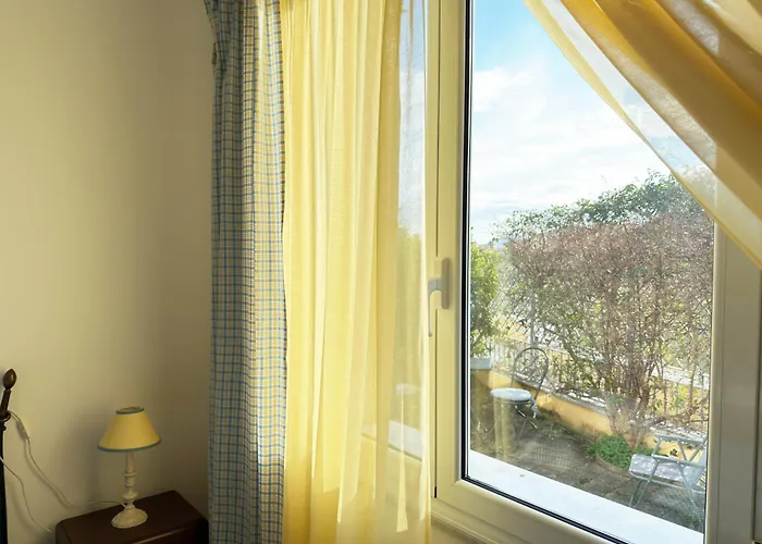 250 Mt Dal Mare - Relax E Posto Auto * Pietra Ligure